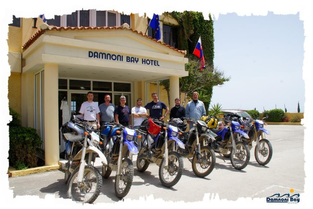 Damnoni Bay Hotel Exterior photo